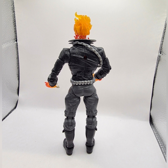 Marvel Legends Ghost Rider Action Figure - Picture 2 of 2